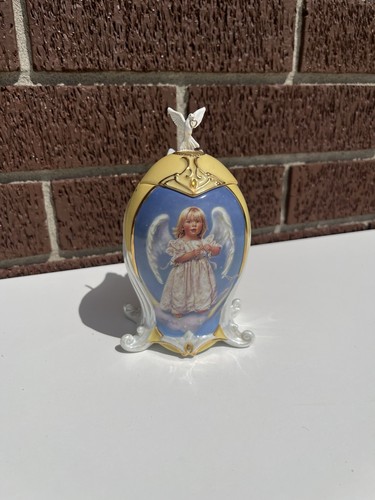 Vtg porcelain music box girl - vtg,